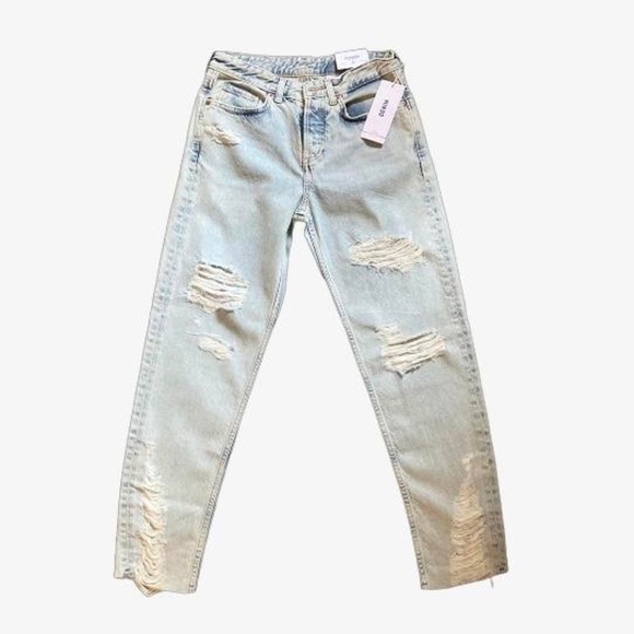 BNWT H&M Low Rise Boyfriend Ripped Jeans - Picture 2 of 5